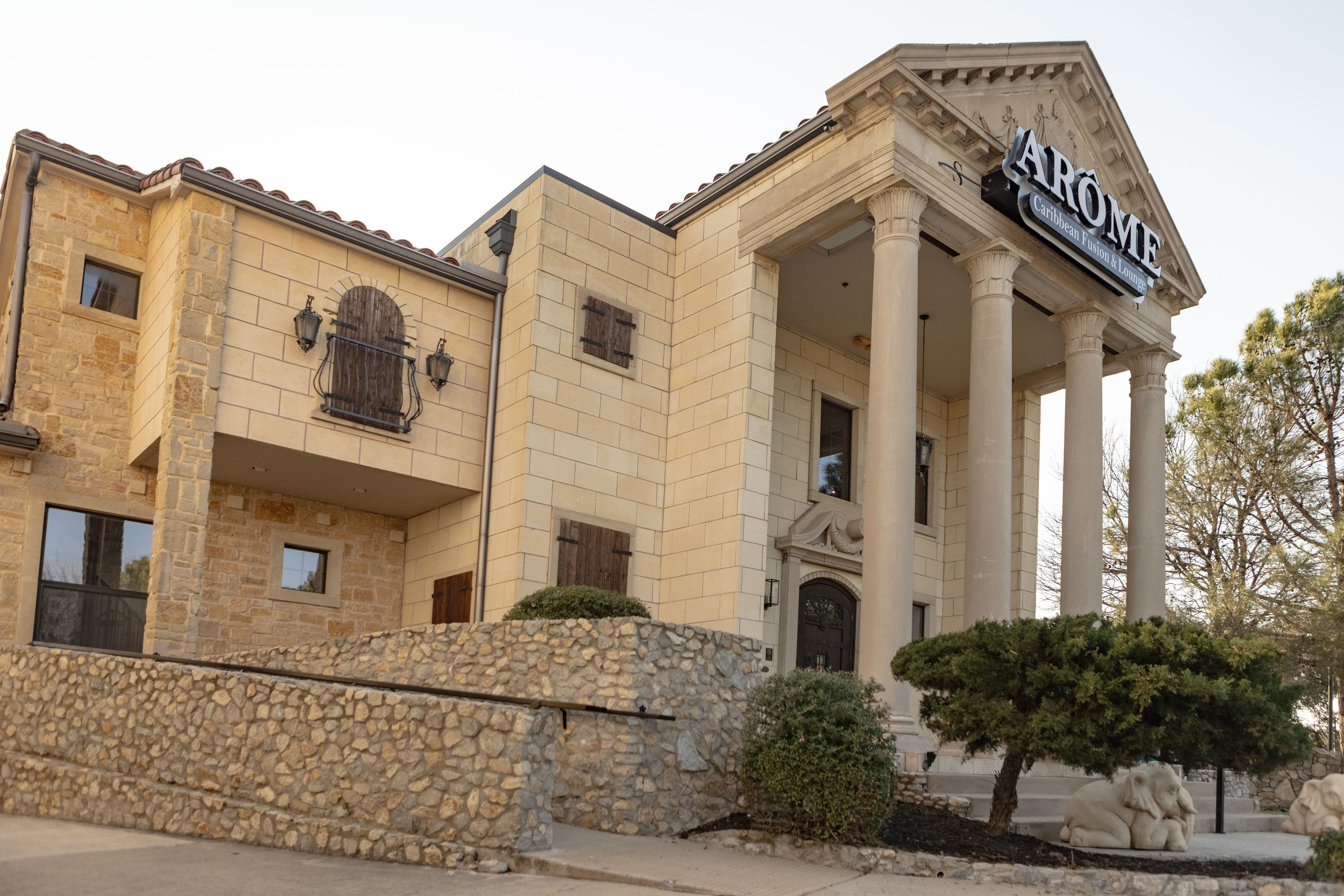 ARÔME restaurant exterior